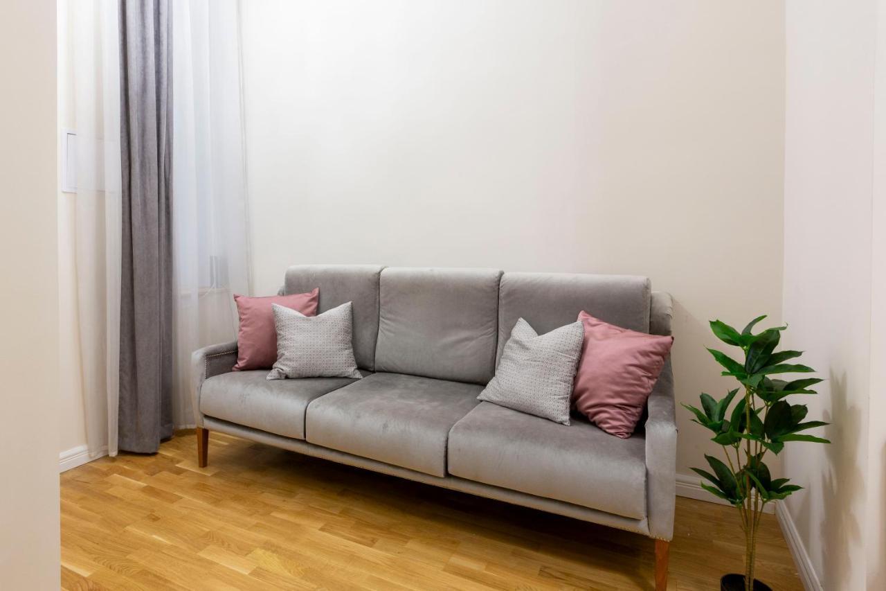 Luxury 3Bedrm 2Bathrm Apartment With Danube River View — Fotók 3